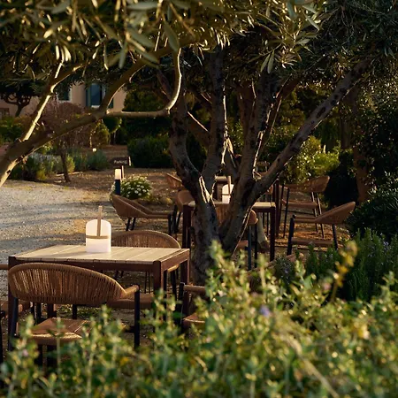 Eliathos Hillside Retreat アパート